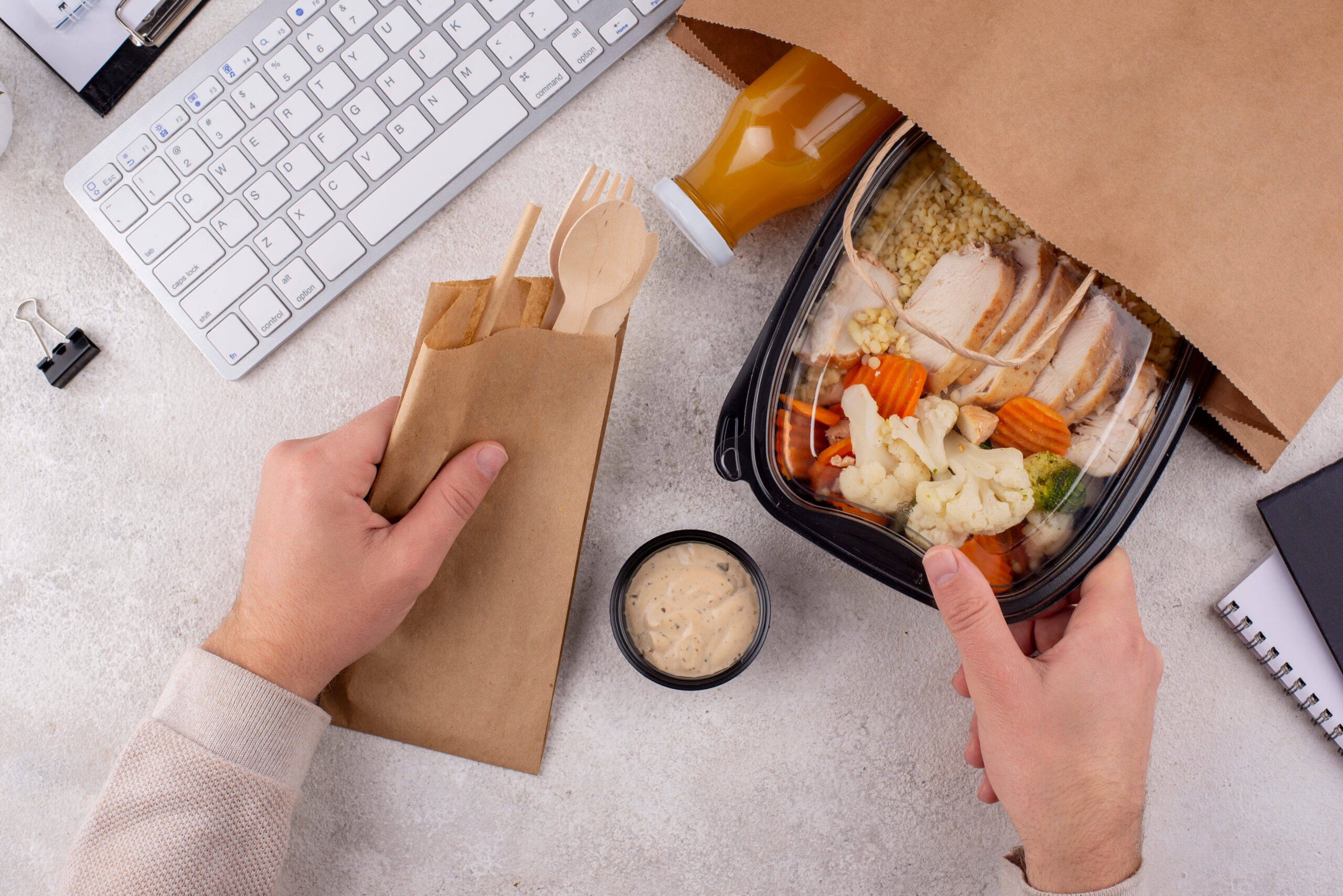 Guide To Navigating Third-Party Delivery Services